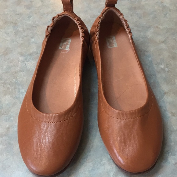 Fitflop Shoes - Fitflop leather light brown ballet flats